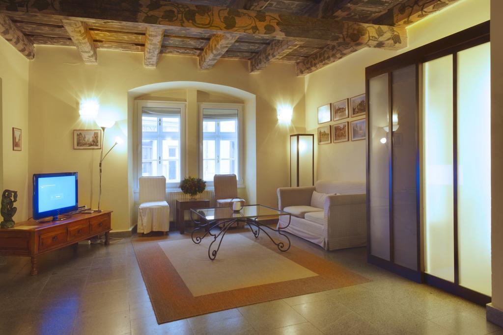 Prague Old Street Apartments Rum bild